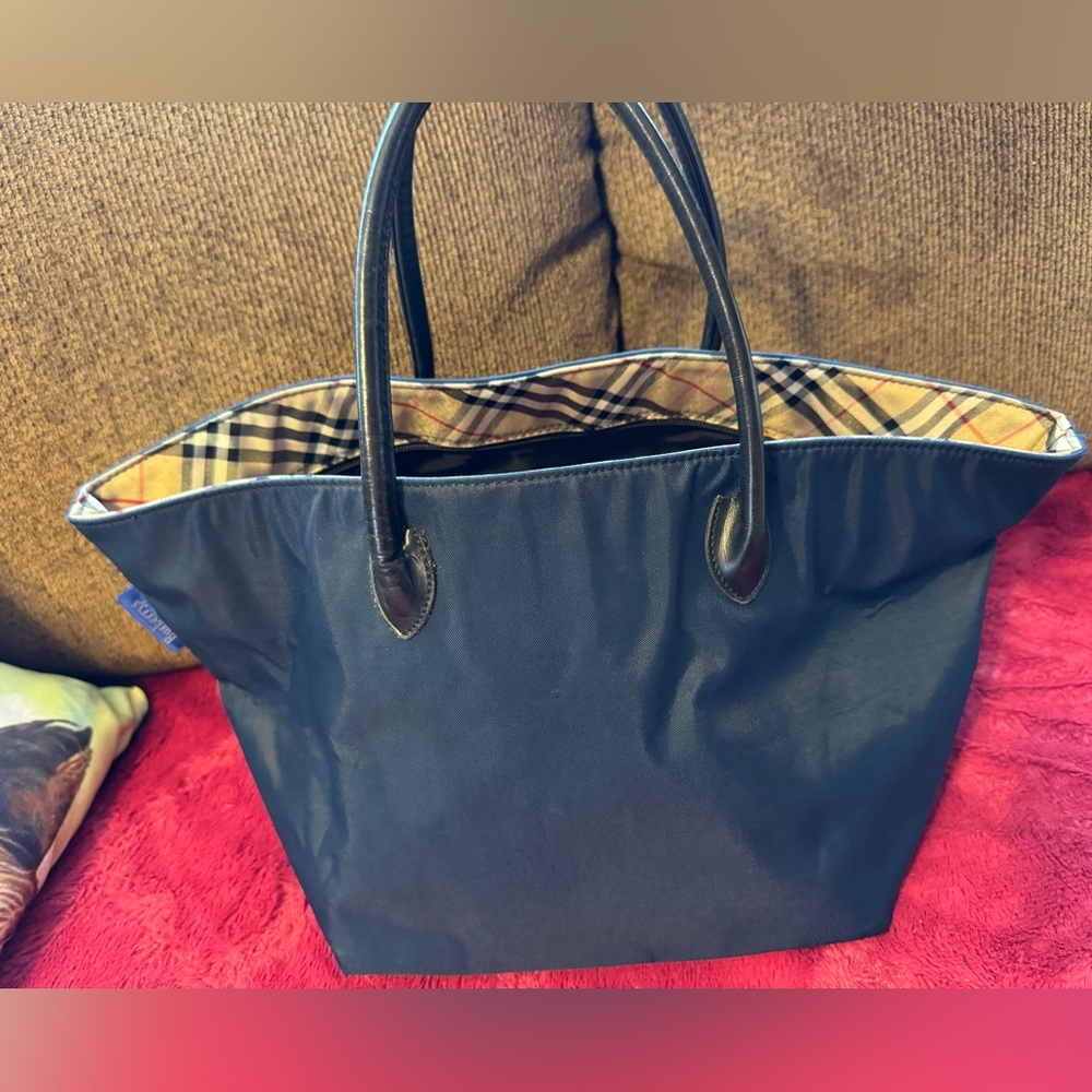 Burberrys Blue Label Navy tote! GUC ! 18”wide at top 10” bottom and 9” tall